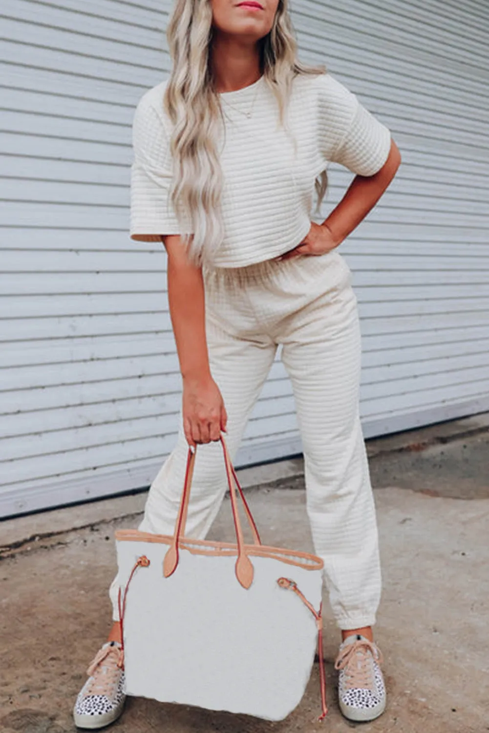 Black Textured Cropped Tee and Jogger Pants Set