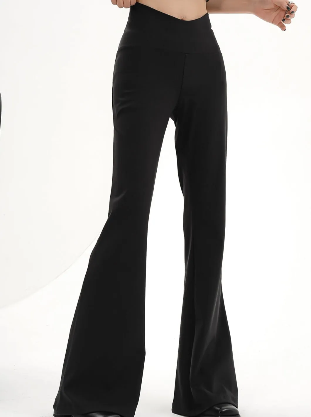 High-Waisted Flared Yoga Pants - Black Stretchy Bell Bottom Leggings