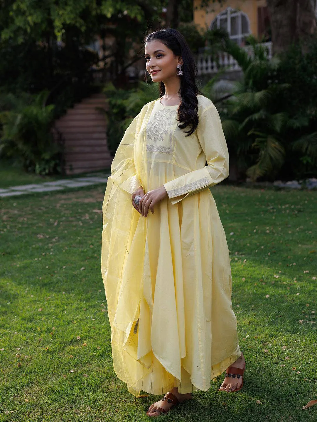 Pale Banana Kurta Set By RAGAVI