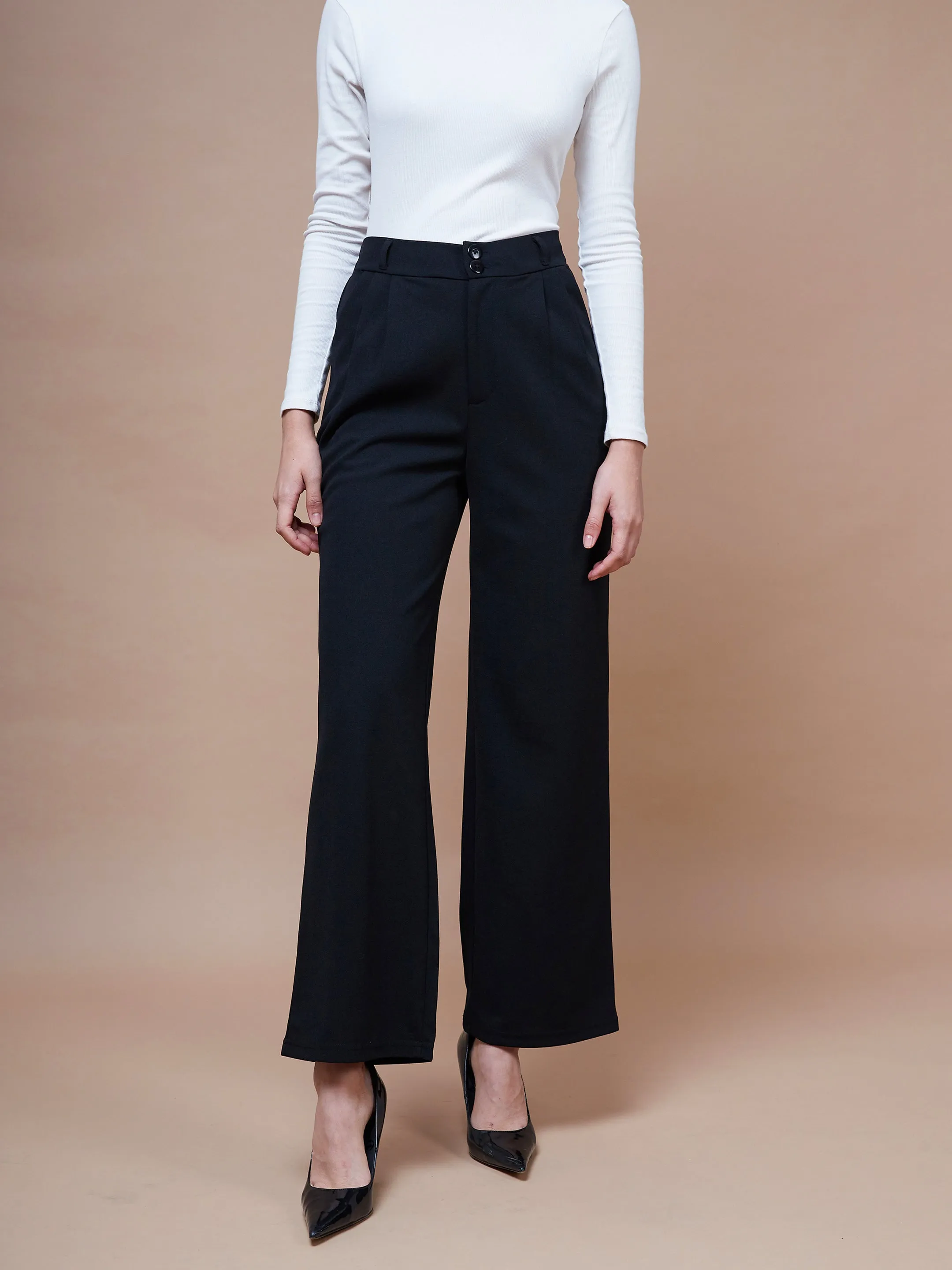 Women Black Pleated Straight Stretchable Pants